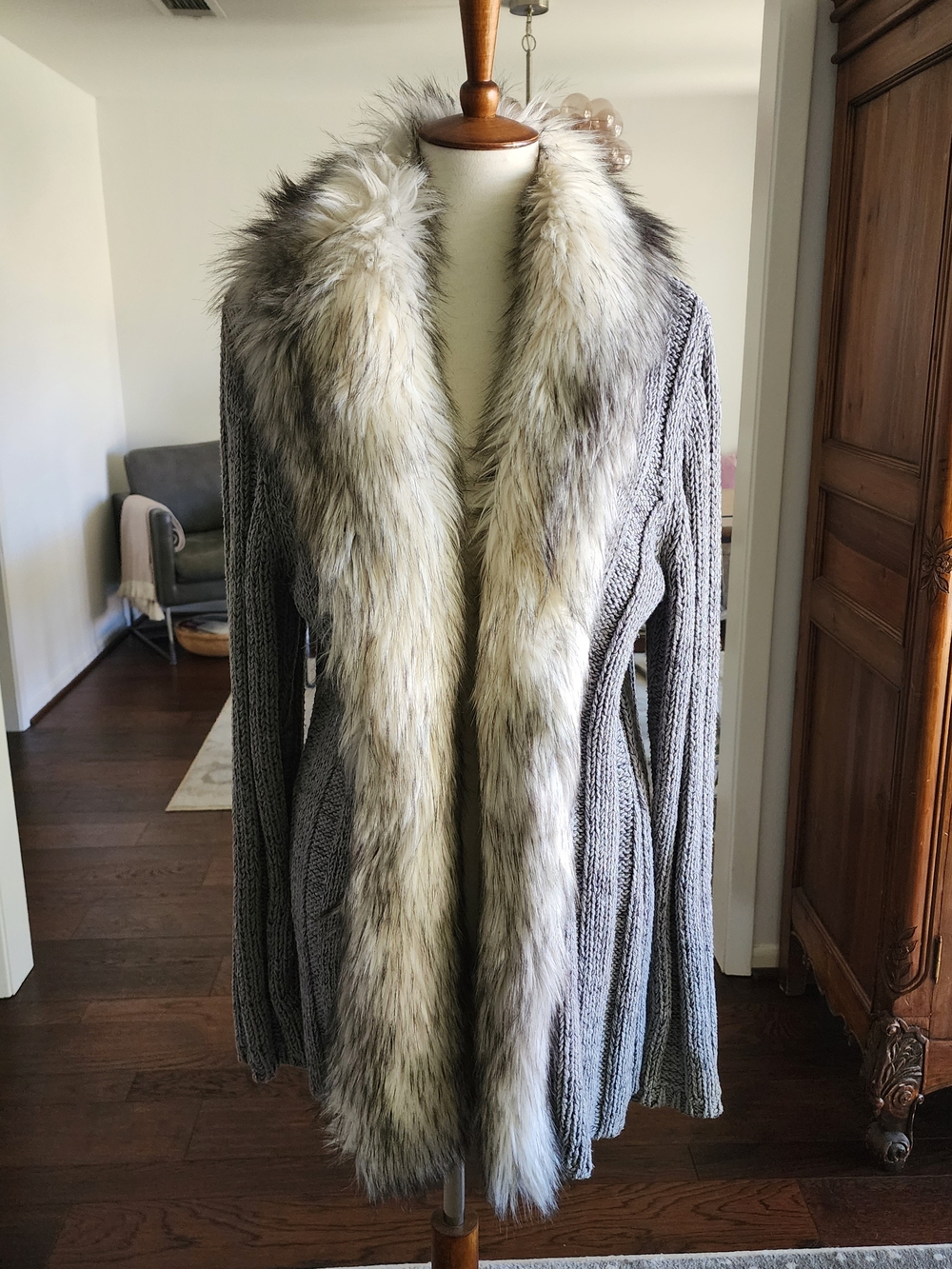 Chico's Gray Knit Women's Cardigan with Faux Fur Trim
